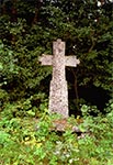 Krzyż przydrożny przed skrętem na cmentarz w Bruśnie Starym