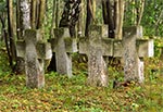 Cmentarzyk żołnierzy austriackich z I Wojny Światowej, na terenie dawnego klasztoru w Monastyrze koło Werchraty.