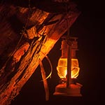 Analogowe źródło światła - lampa naftowa