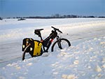 Między Adamowem i Bliżowem 13 lutego 2017. Nie pamiętam tak dobrej zimy do jazdy rowerem jak obecna...
