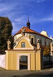 Kościół pw. Matki Bożej Szkaplerznej i św. Dominika w Łabuniach